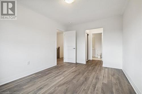 64 Cosmopolitan Common, St. Catharines, ON - Indoor Photo Showing Other Room