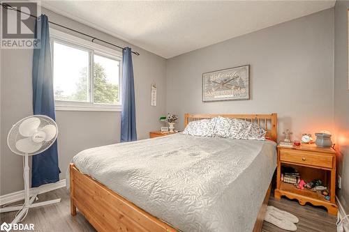 5 Melinda Crescent, Barrie, ON - Indoor Photo Showing Bedroom