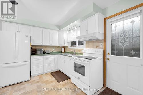 63 Nelles Avenue, Quinte West, ON - Indoor Photo Showing Kitchen