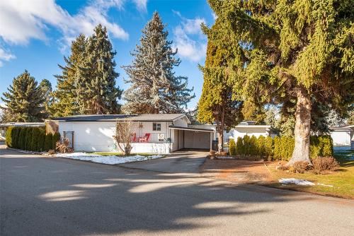 57-3535 Casorso, Kelowna, BC 