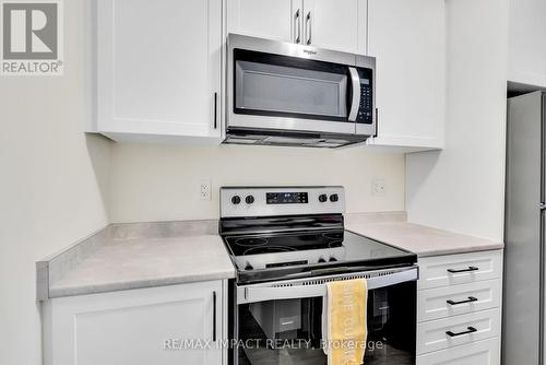 902 - 160 Densmore Road, Cobourg, ON - Indoor Photo Showing Kitchen