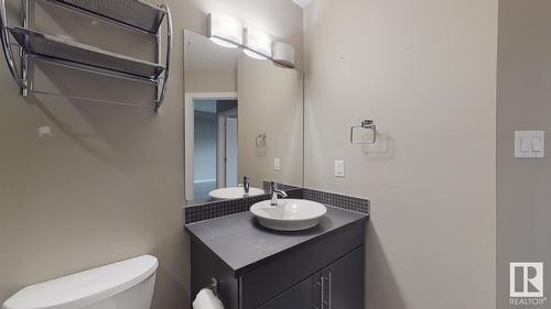 #417 10611 117 St Nw, Edmonton, AB - Indoor Photo Showing Bathroom