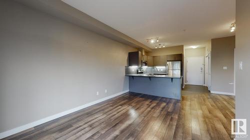 #417 10611 117 St Nw, Edmonton, AB - Indoor Photo Showing Kitchen