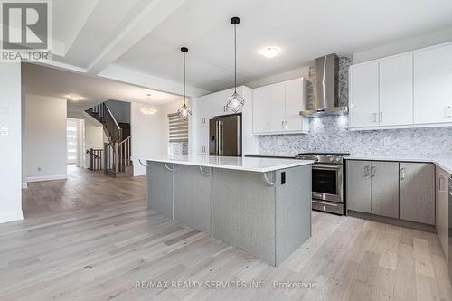 150 Forestwalk Street N, Kitchener, ON - Indoor Photo Showing Kitchen With Upgraded Kitchen