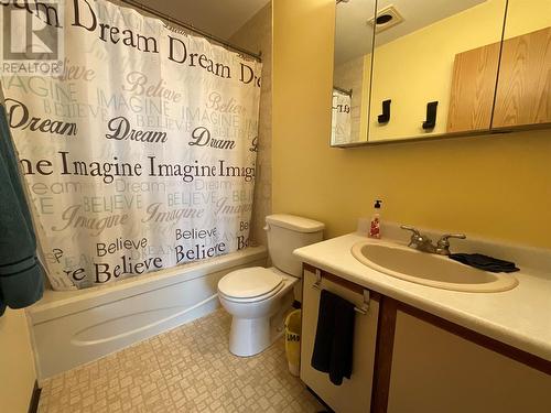 108 Spruce Avenue Unit# 218, Tumbler Ridge, BC - Indoor Photo Showing Bathroom