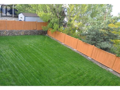 2536 Abbeyglen Way, Kamloops, BC - Outdoor