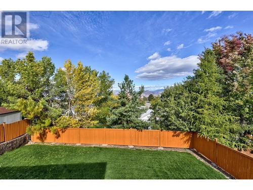 2536 Abbeyglen Way, Kamloops, BC - Outdoor With Backyard