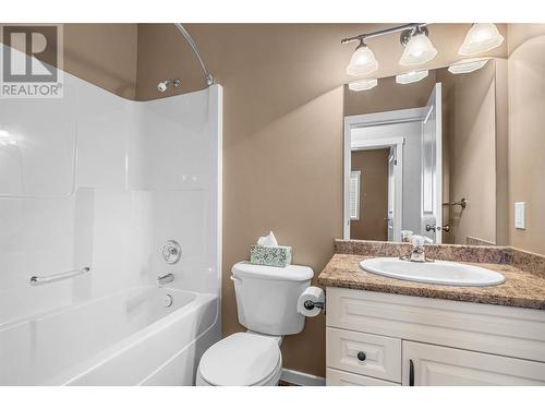 2536 Abbeyglen Way, Kamloops, BC - Indoor Photo Showing Bathroom