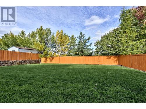 2536 Abbeyglen Way, Kamloops, BC - Outdoor