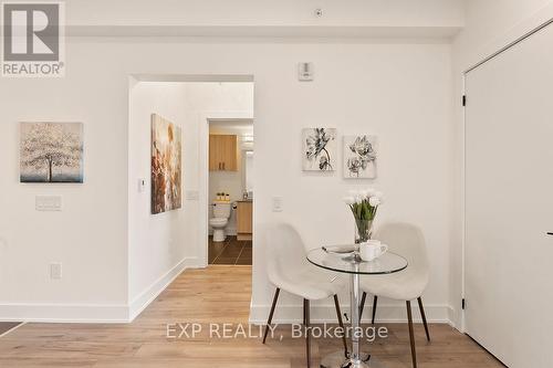 506 - 4 Spice Way, Barrie, ON - Indoor Photo Showing Dining Room