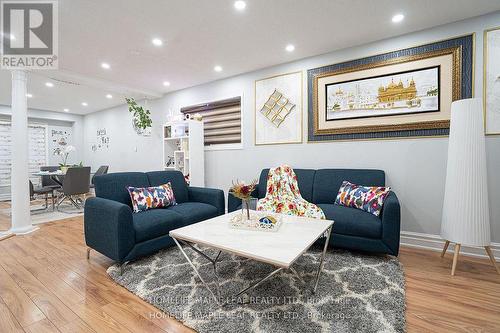 71 Tumbleweed Trail, Brampton, ON - Indoor Photo Showing Living Room