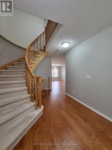 10 Marshview Avenue, Aurora, ON - Indoor Photo Showing Other Room