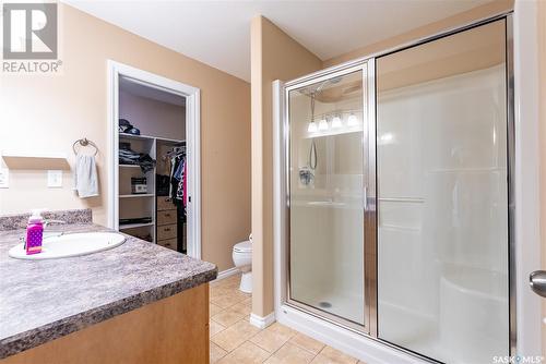 616 Thiessen Street, Warman, SK - Indoor Photo Showing Bathroom