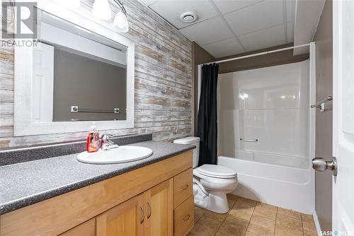 616 Thiessen Street, Warman, SK - Indoor Photo Showing Bathroom