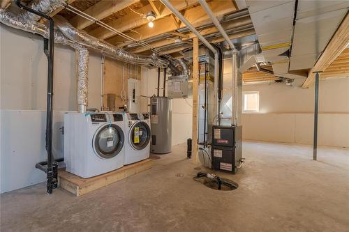 6 Cardinal Way, Landmark, MB - Indoor Photo Showing Basement