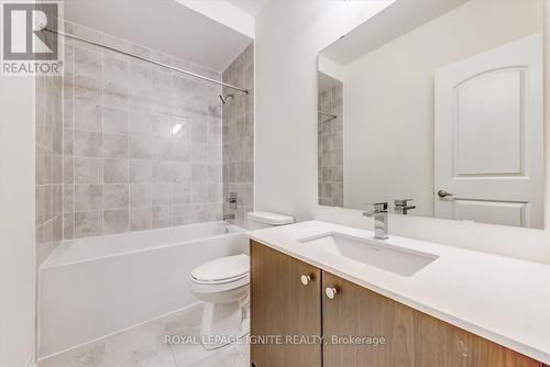 87 Robert Eaton Avenue, Markham, ON - Indoor Photo Showing Bathroom