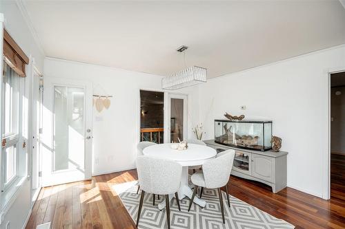 5682 202 Hwy Highway, Gonor, MB - Indoor Photo Showing Dining Room