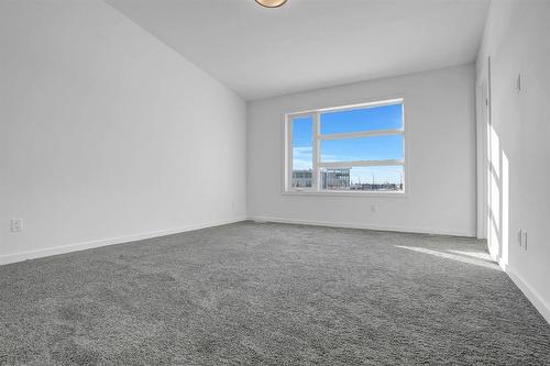 147 Grey Heron Drive, Winnipeg, MB - Indoor Photo Showing Other Room