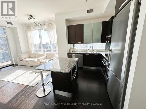 2302 - 21 Balmuto Street, Toronto, ON - Indoor Photo Showing Kitchen With Upgraded Kitchen