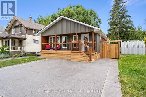 17 Margaret Street, Welland, ON - Outdoor With Deck Patio Veranda With Facade