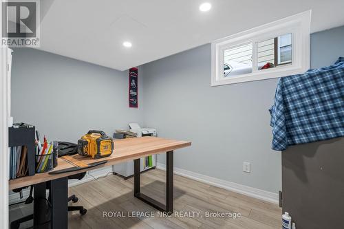 17 Margaret Street, Welland, ON - Indoor Photo Showing Other Room