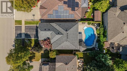 96 Laurendale Avenue, Hamilton, ON - Outdoor With In Ground Pool