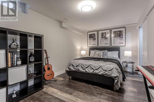 96 Laurendale Avenue, Hamilton, ON - Indoor Photo Showing Bedroom