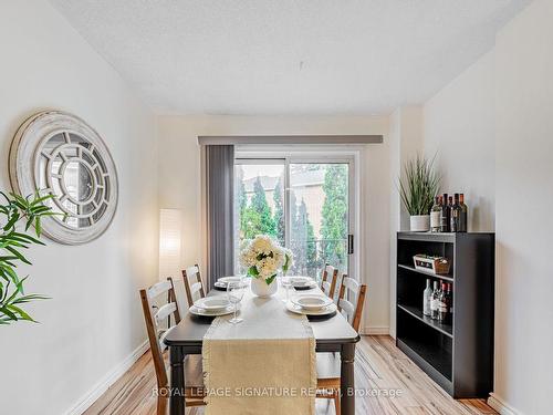 41-1735 Walnut Lane, Pickering, ON - Indoor Photo Showing Dining Room