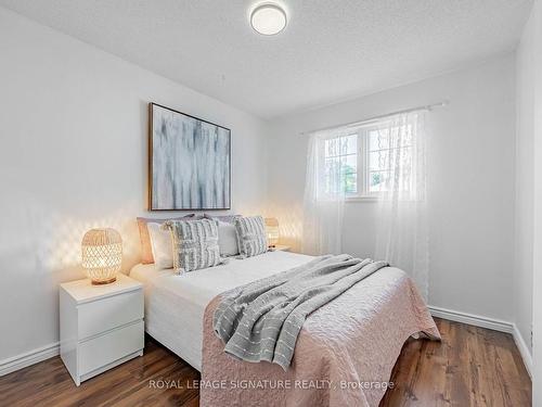 41-1735 Walnut Lane, Pickering, ON - Indoor Photo Showing Bedroom