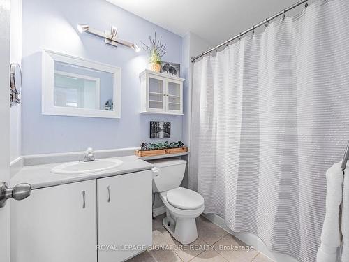 41-1735 Walnut Lane, Pickering, ON - Indoor Photo Showing Bathroom