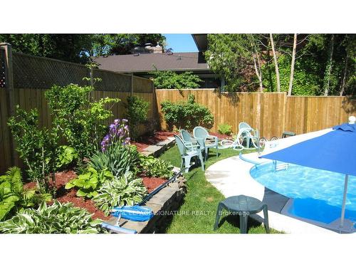 3157 The Credit Woodlands, Mississauga, ON - Outdoor With Backyard