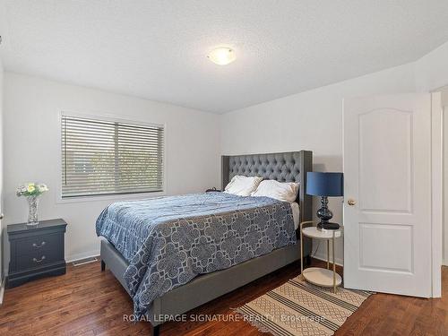 956 Huffman Cres, Milton, ON - Indoor Photo Showing Bedroom