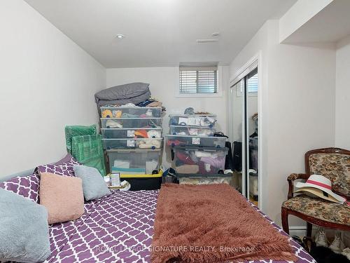 956 Huffman Cres, Milton, ON - Indoor Photo Showing Bedroom