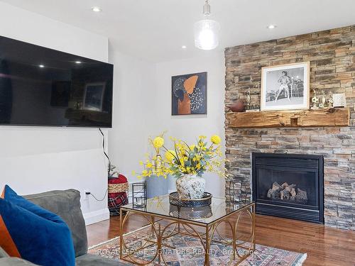 956 Huffman Cres, Milton, ON - Indoor Photo Showing Living Room With Fireplace