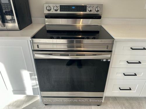 37 Keelson St, Welland, ON - Indoor Photo Showing Kitchen