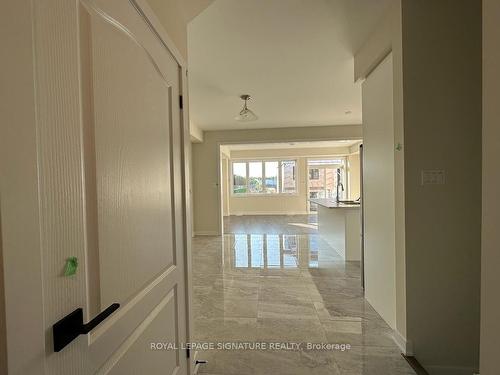 37 Keelson St, Welland, ON - Indoor Photo Showing Other Room