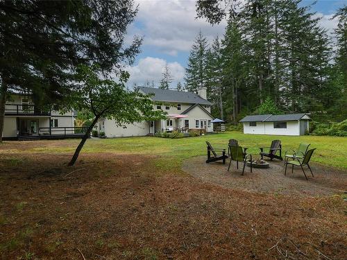 591 Sierra Pines Rd, Comox, BC 