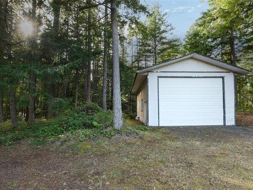 591 Sierra Pines Rd, Comox, BC 