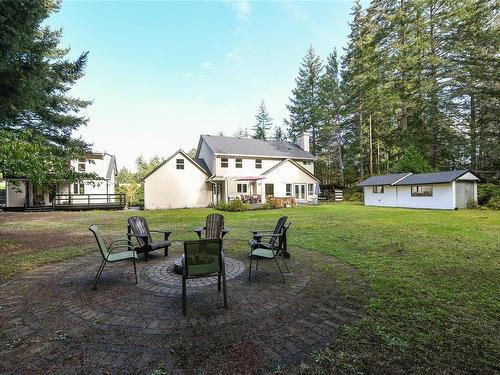 591 Sierra Pines Rd, Comox, BC 