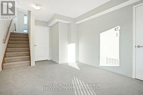 727 Heathrow Path, Oshawa, ON - Indoor Photo Showing Other Room