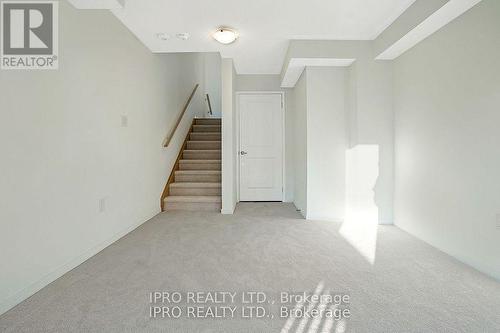 727 Heathrow Path, Oshawa, ON - Indoor Photo Showing Other Room