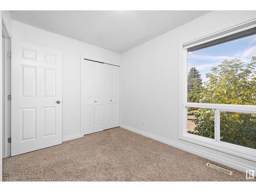 197 Grandin Vg, St. Albert, AB - Indoor Photo Showing Other Room