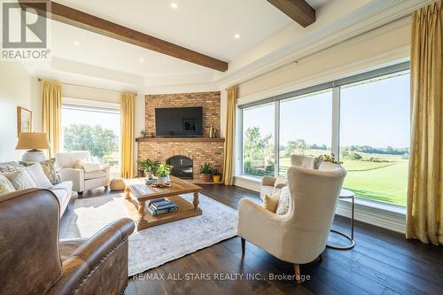 1900 Concession 4 Road, Uxbridge, ON - Indoor Photo Showing Living Room With Fireplace