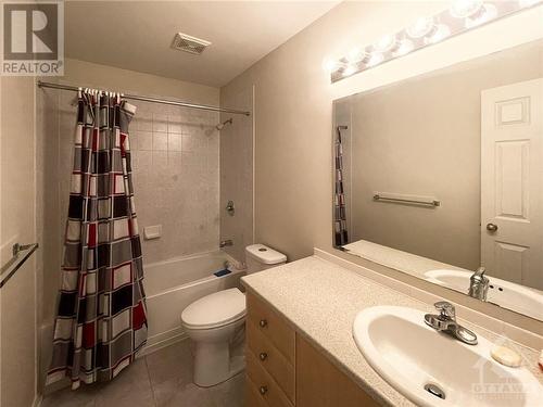 407 Breckenridge Crescent, Ottawa, ON - Indoor Photo Showing Bathroom