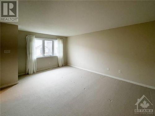 407 Breckenridge Crescent, Ottawa, ON - Indoor Photo Showing Other Room