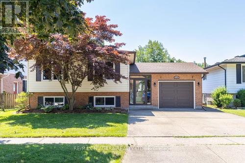 6195 Delta Drive, Niagara Falls, ON - Outdoor With Facade