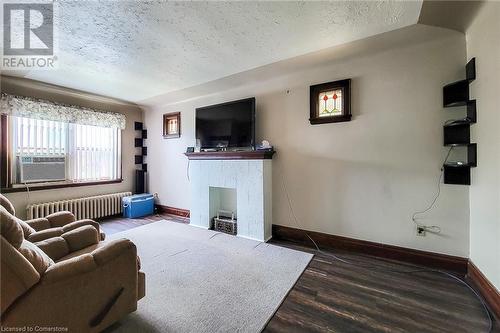 39 Weir Street S, Hamilton, ON - Indoor With Fireplace