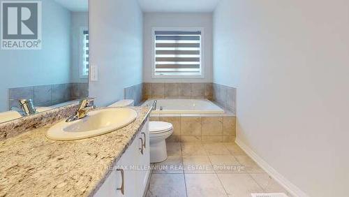 14 Keenan Street, Kawartha Lakes, ON - Indoor Photo Showing Bathroom