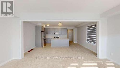 14 Keenan Street, Kawartha Lakes, ON - Indoor Photo Showing Kitchen