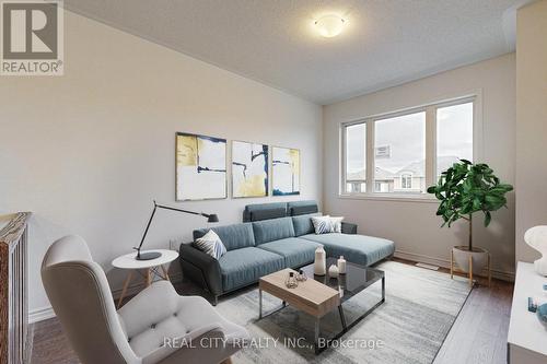 47 Mcbride Trail, Barrie, ON - Indoor Photo Showing Living Room